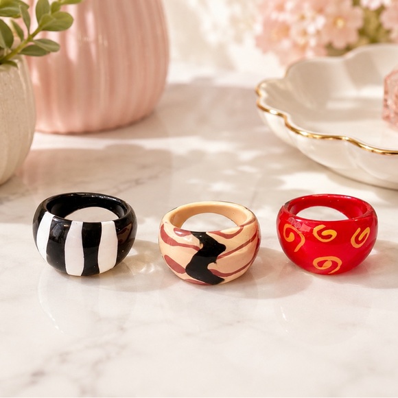 Jewelry - Colorful Chunky Resin Ring Bundle – size 7 1/2 NEW